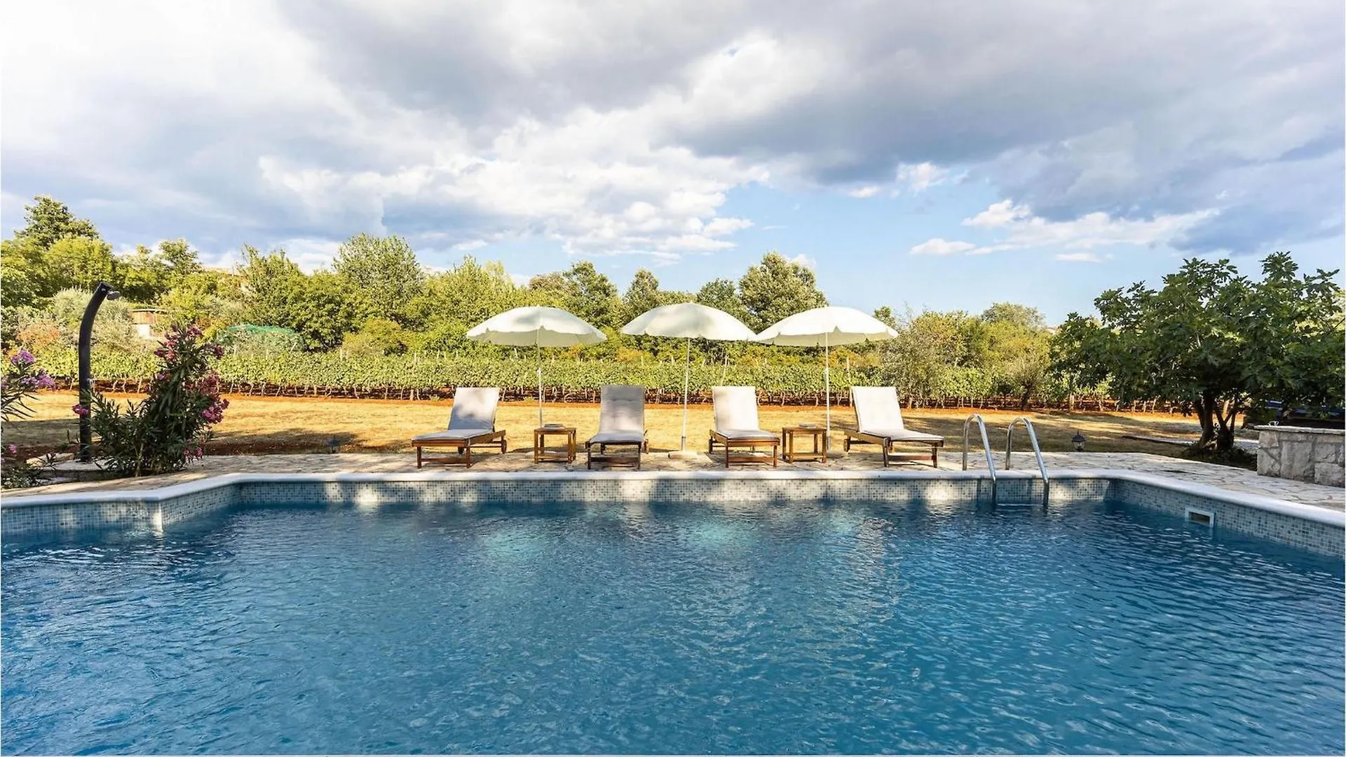 펜션 Villa Liburnia Veligolji
